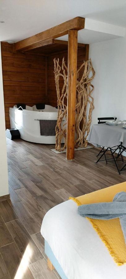 Chambre d'hôtes des Loyes Jaillans Extérieur photo